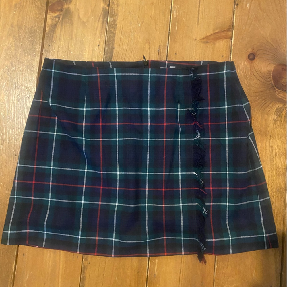 BBDAKOTA, size 10, holiday plaid skirt
